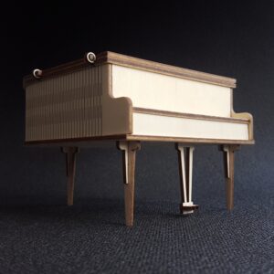 pudeło mini fortepian